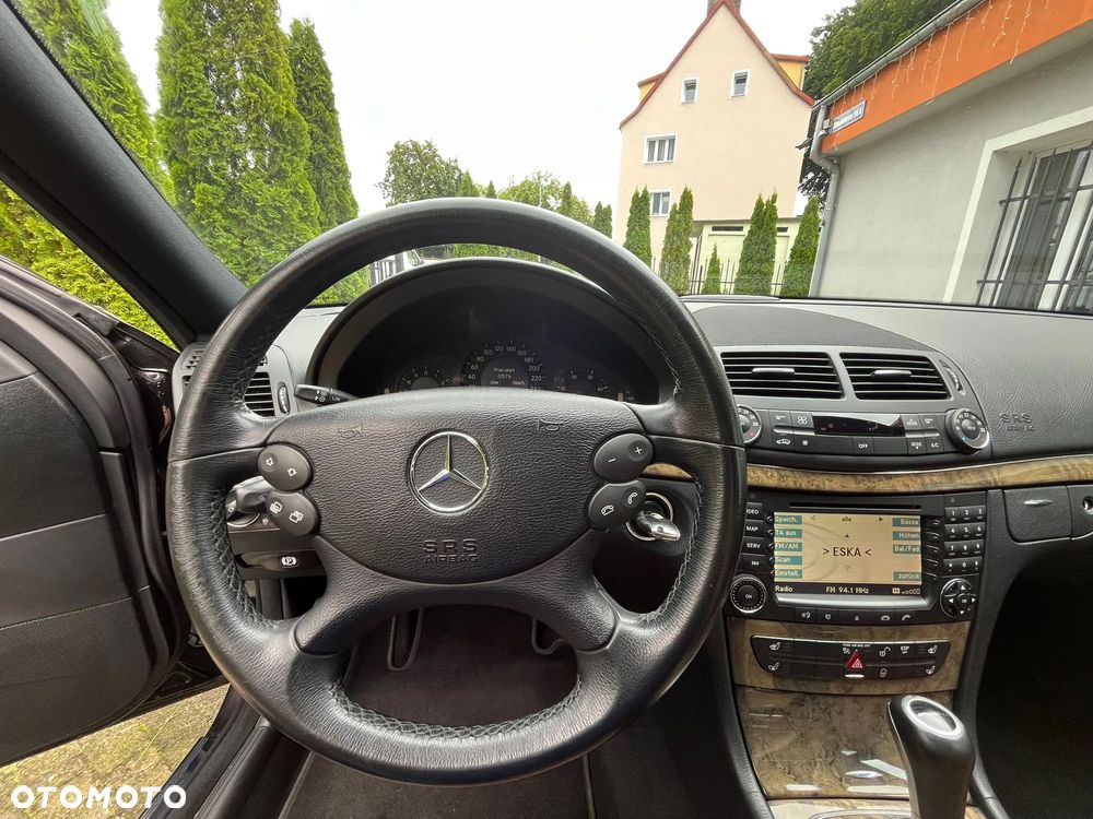 Mercedes-Benz Klasa E - 17