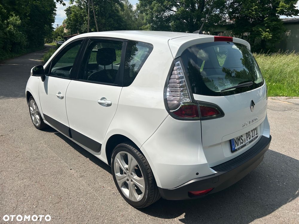 Renault Scenic 1.6 16V 110 TomTom Edition - 9