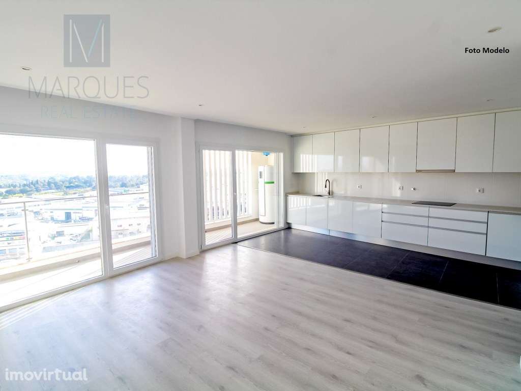 Apartamento T3 Duplex com Estacionamento e Arrumos em Vale Milhaços... - Grande imagem: 3/14