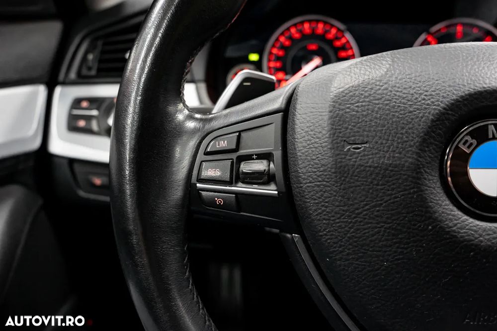 BMW Seria 5 520d xDrive Aut. Luxury Line - 36