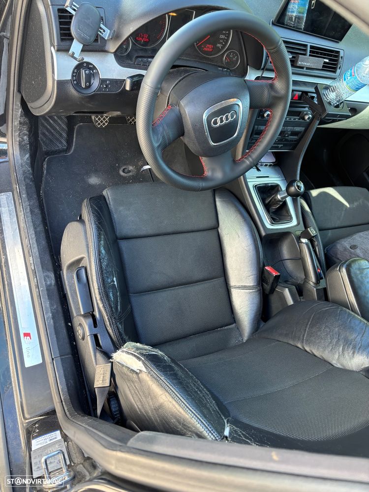 Audi A4 Avant 2.0 TDI S-line - 14
