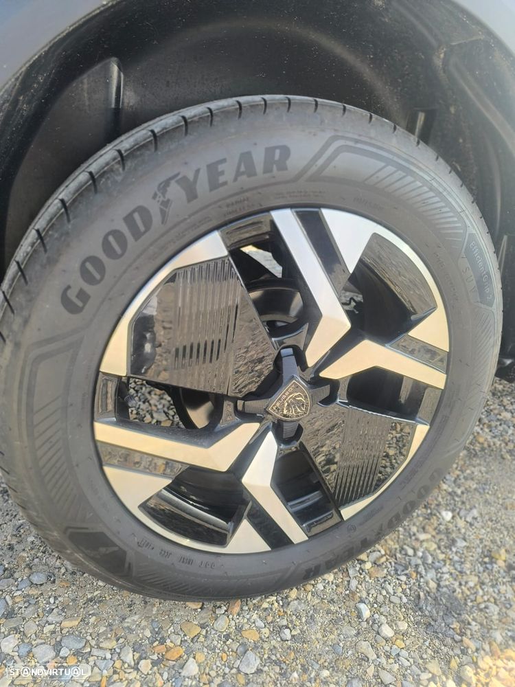 Peugeot 2008 1.2 PureTech Allure - 6