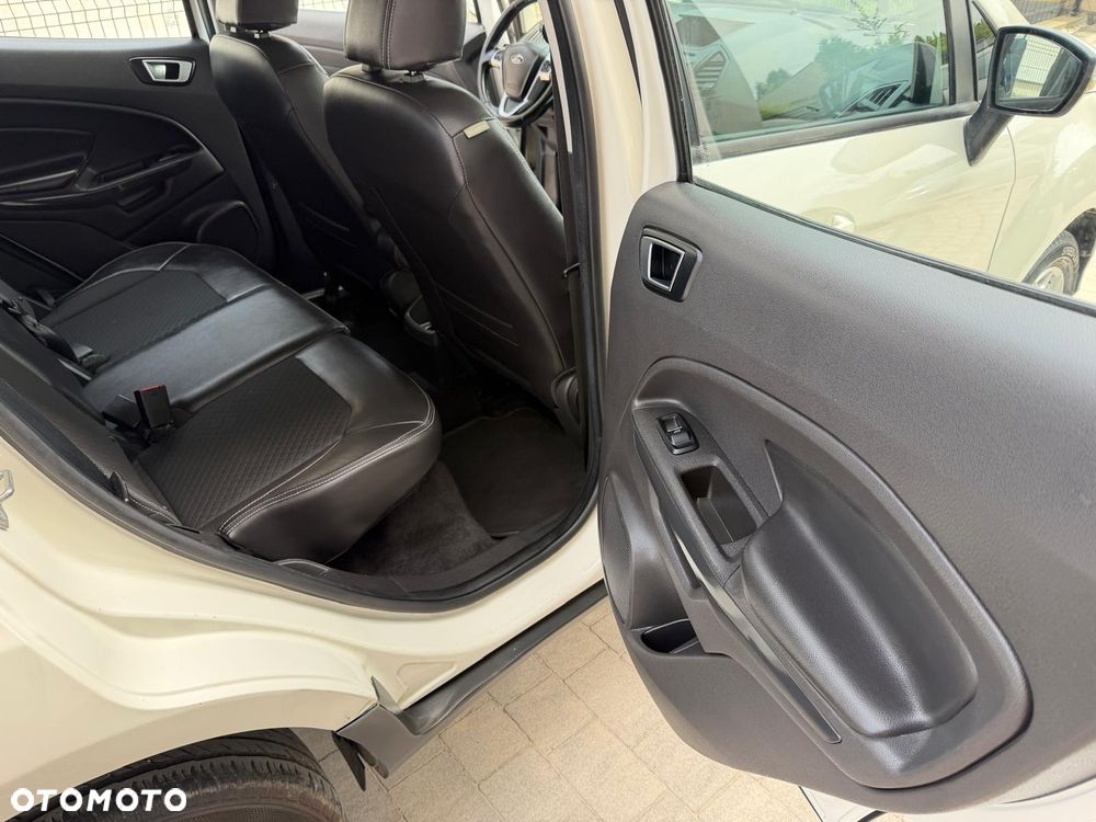 Ford EcoSport 1.0 EcoBoost TITANIUM - 12