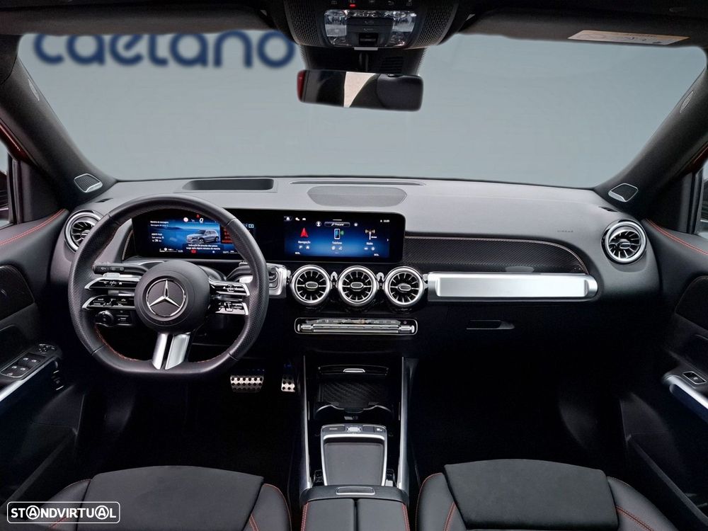 Mercedes-Benz GLB 200 AMG Line - 11