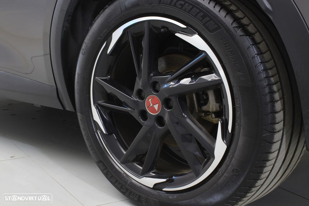 DS DS7 Crossback E-Tense Performance Line EAT8 - 13