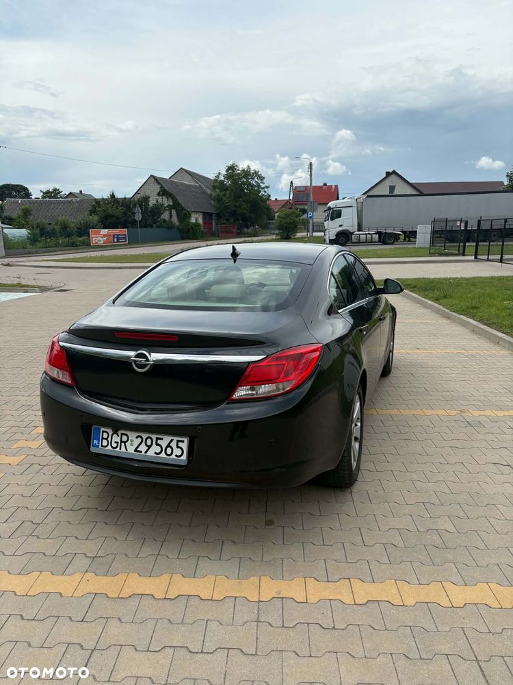 Opel Insignia - 2