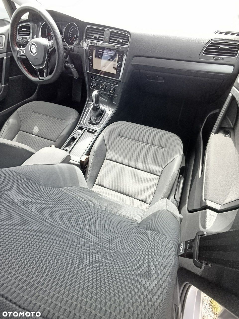 Volkswagen Golf - 19