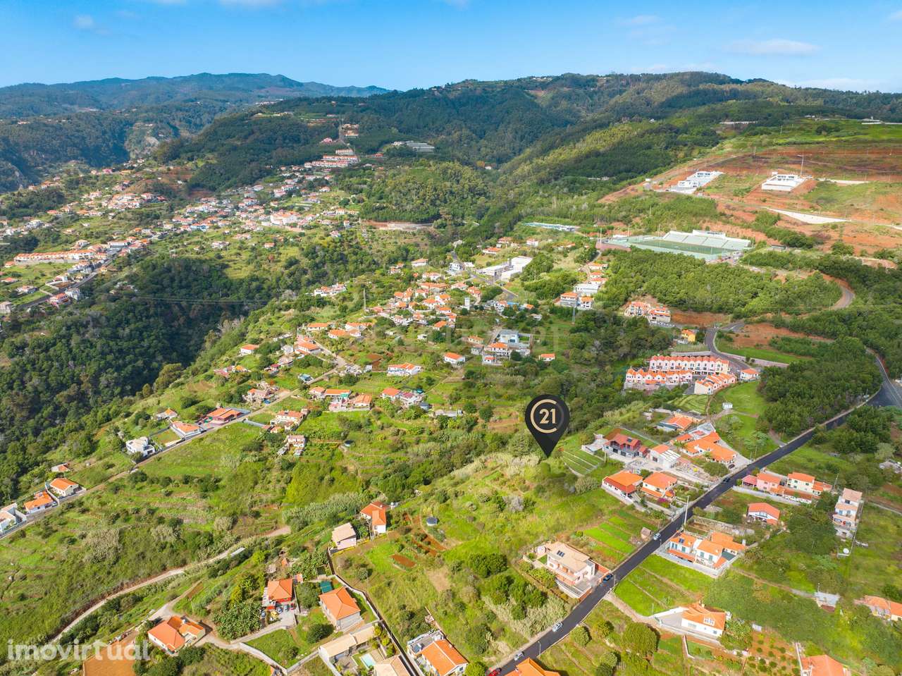 Terreno Rústico Agroflorestal de 900 m2 - Santa Cruz, Madeira - Grande imagem: 4/15