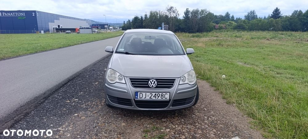 Volkswagen Polo - 2