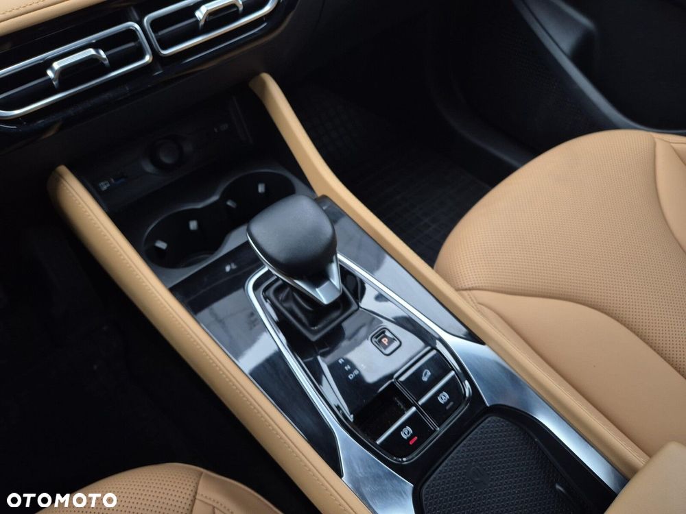 MG HS 1.5 T-GDI Exclusive DCT - 12