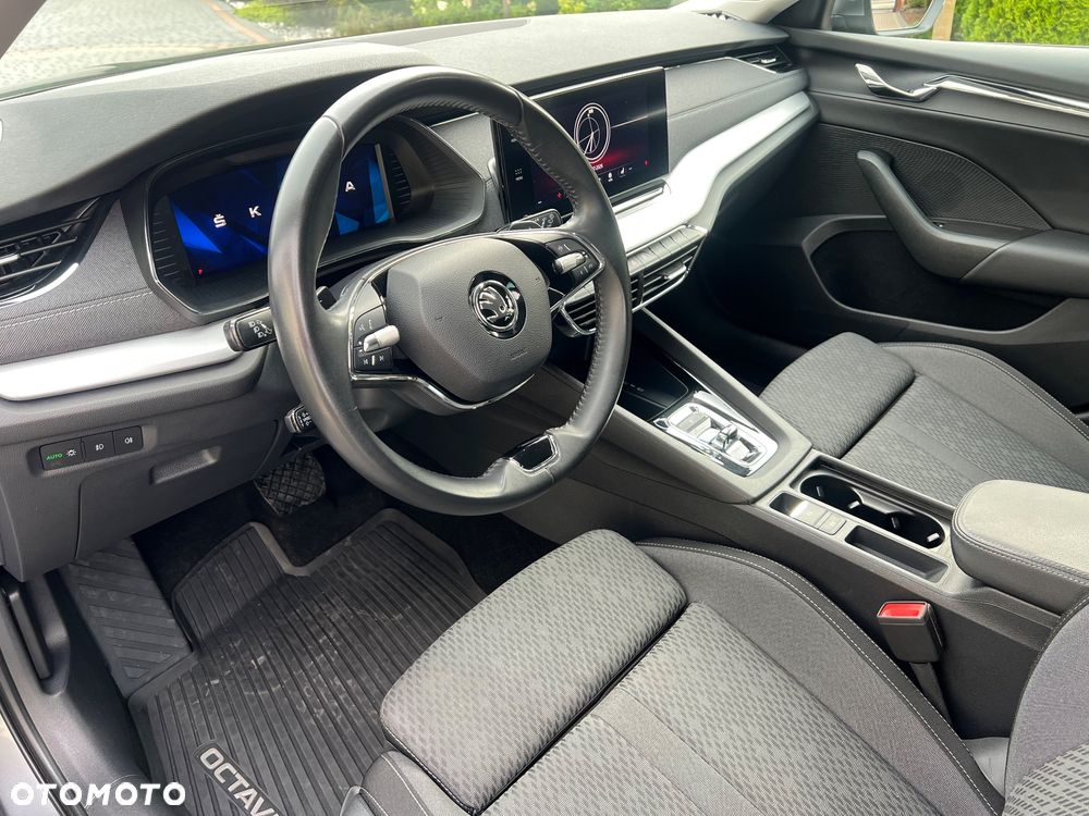 Skoda Octavia 2.0 TDI Style DSG - 22