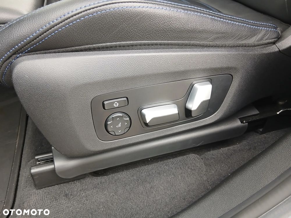 BMW X3 xM40d mHEV - 14