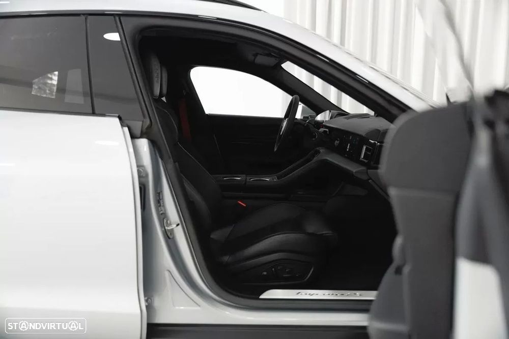 Porsche Taycan Sport Turismo 4S - 47