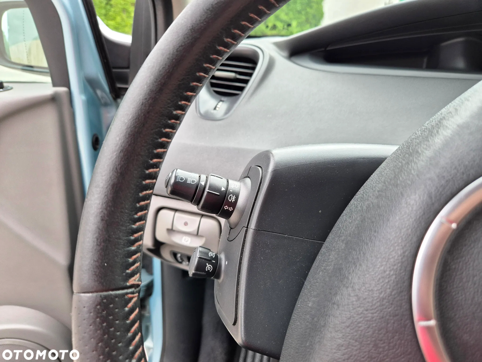 Renault Scenic 1.9 dCi FAP Conquest - 16