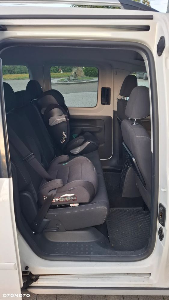 Volkswagen Caddy 2.0 TDI Alltrack DSG - 10
