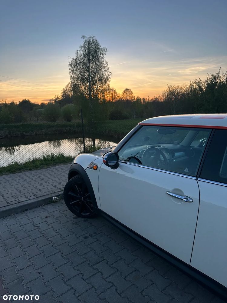 MINI ONE - 3