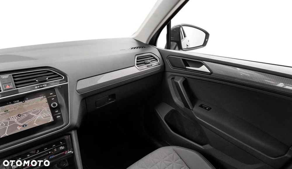 Volkswagen Tiguan 1.4 eHybrid OPF DSG Life - 22