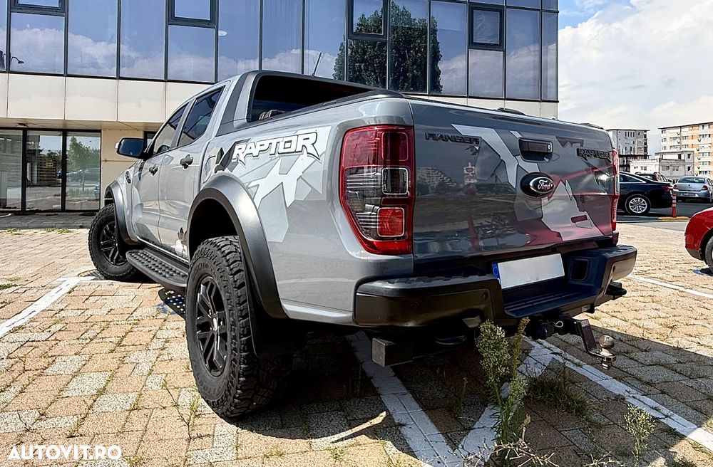 Ford Raptor - 17