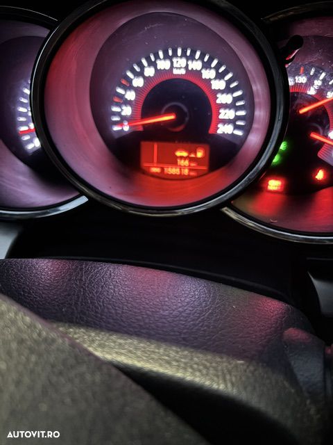 Kia Sorento - 8