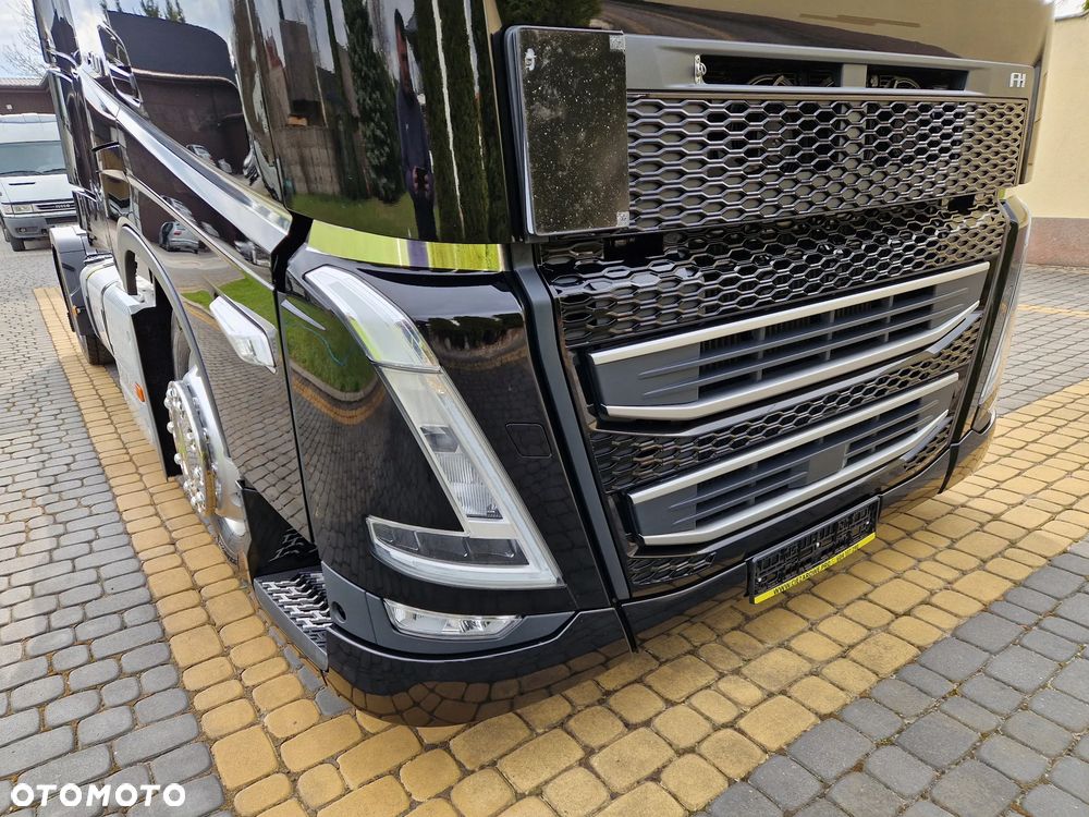 Volvo FH5 500 I-SAVE XXL ACC / MEGA / LOW DECK / BOGATA WERSJA / JAK NOWY - 7