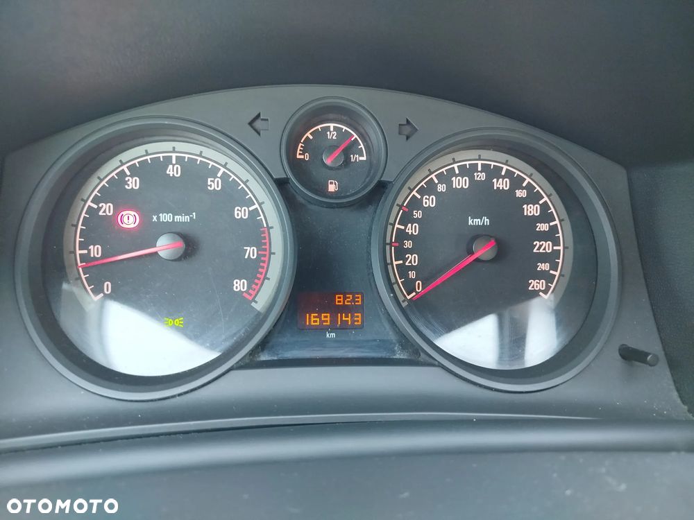 Opel Astra - 14