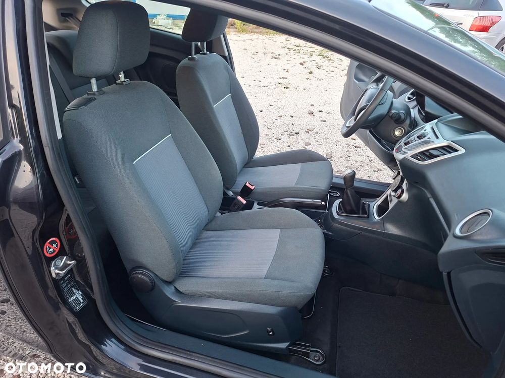 Ford Fiesta 1.25 Champions Edition - 10