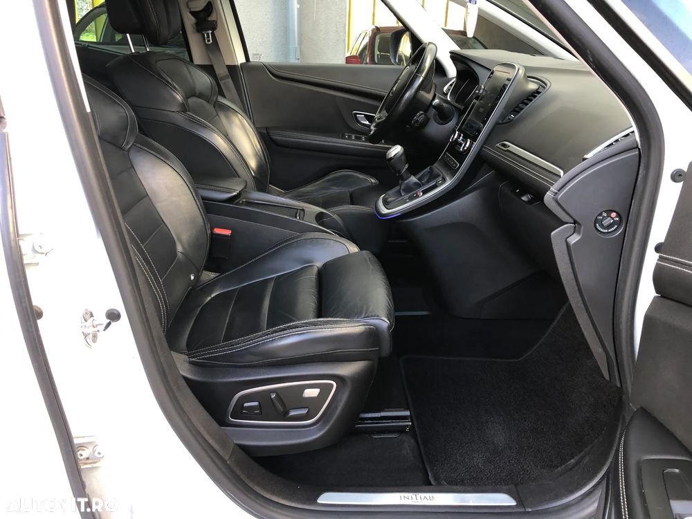 Renault Scenic ENERGY dCi 130 INITIALE PARIS - 12