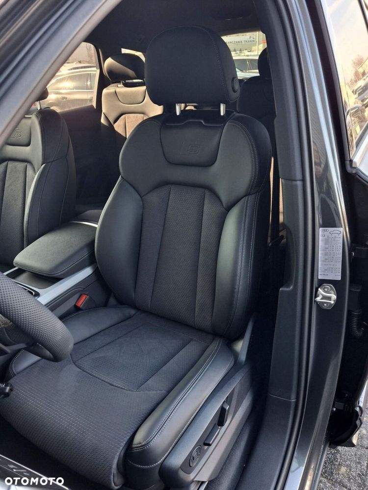 Audi Q7 - 12