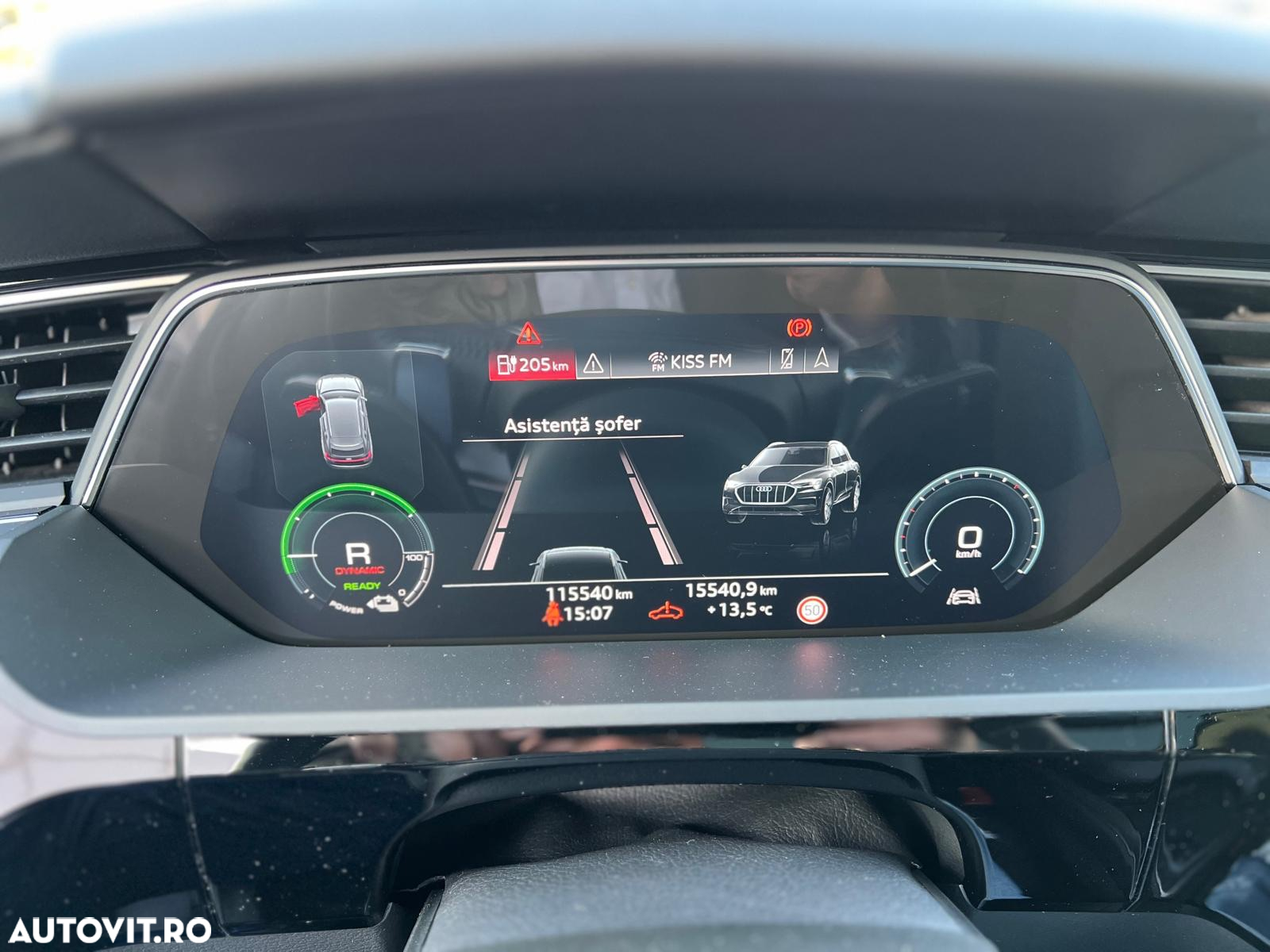 Audi e-tron - 13