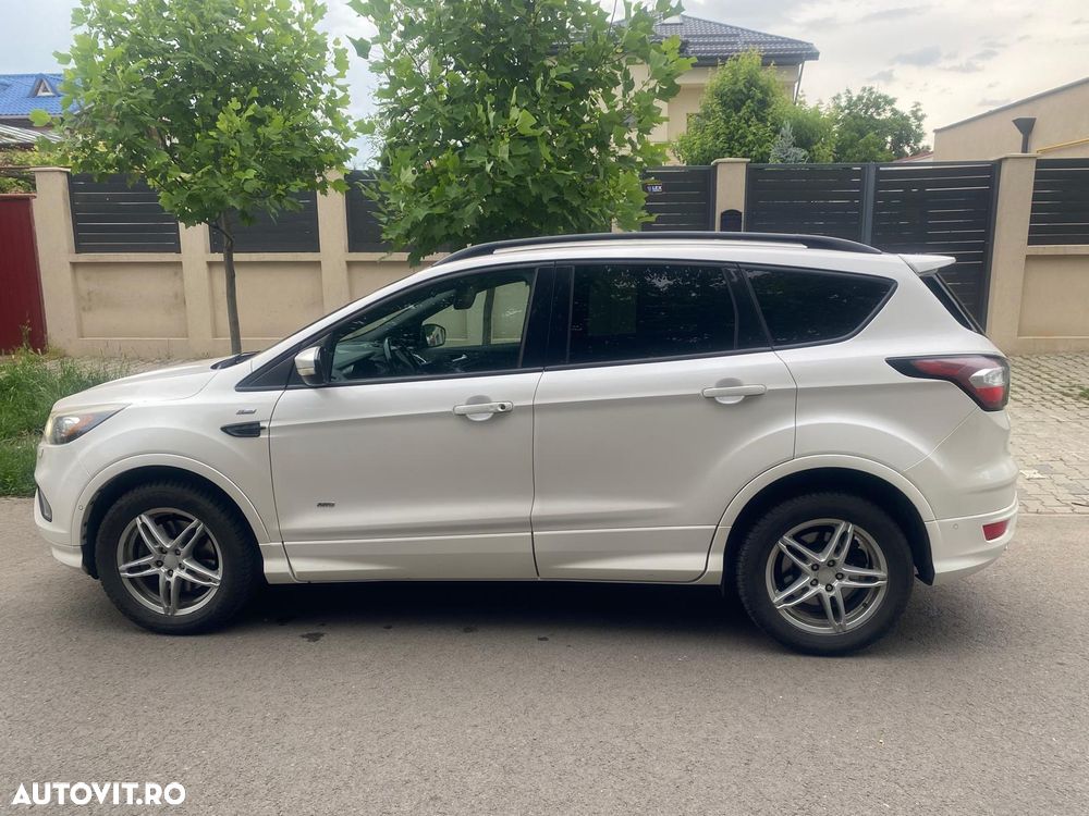 Ford Kuga 2.0 TDCi 4WD Powershift ST-Line - 2