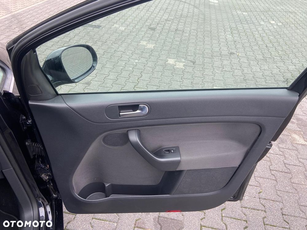 Volkswagen Golf Plus 1.6 TDI Comfortline - 19