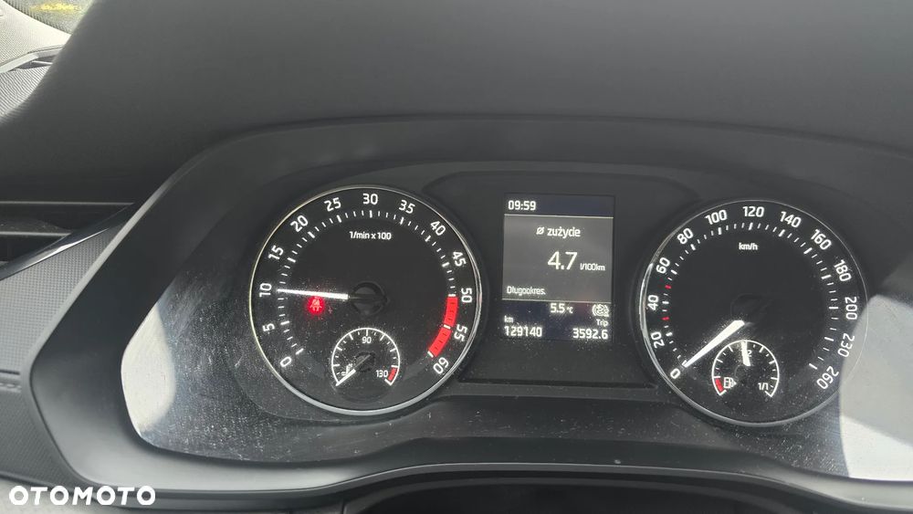 Skoda Octavia 2.0 TDI Ambition - 8