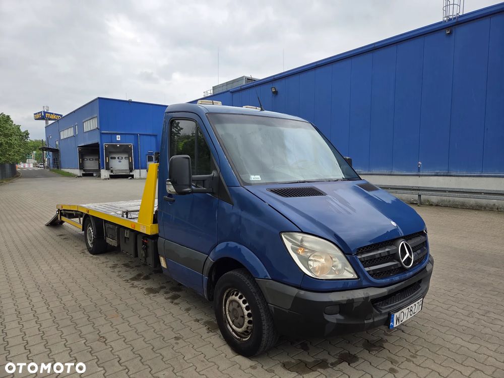 Mercedes-Benz Sprinter 319 - 1