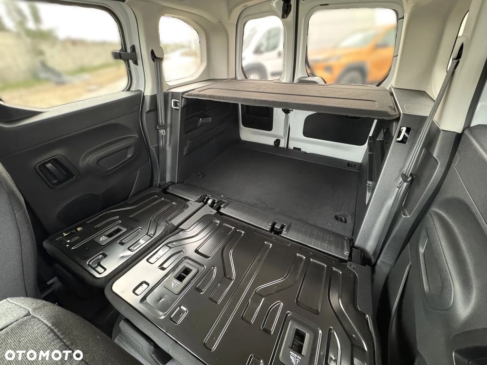 Toyota Proace City Verso 2024