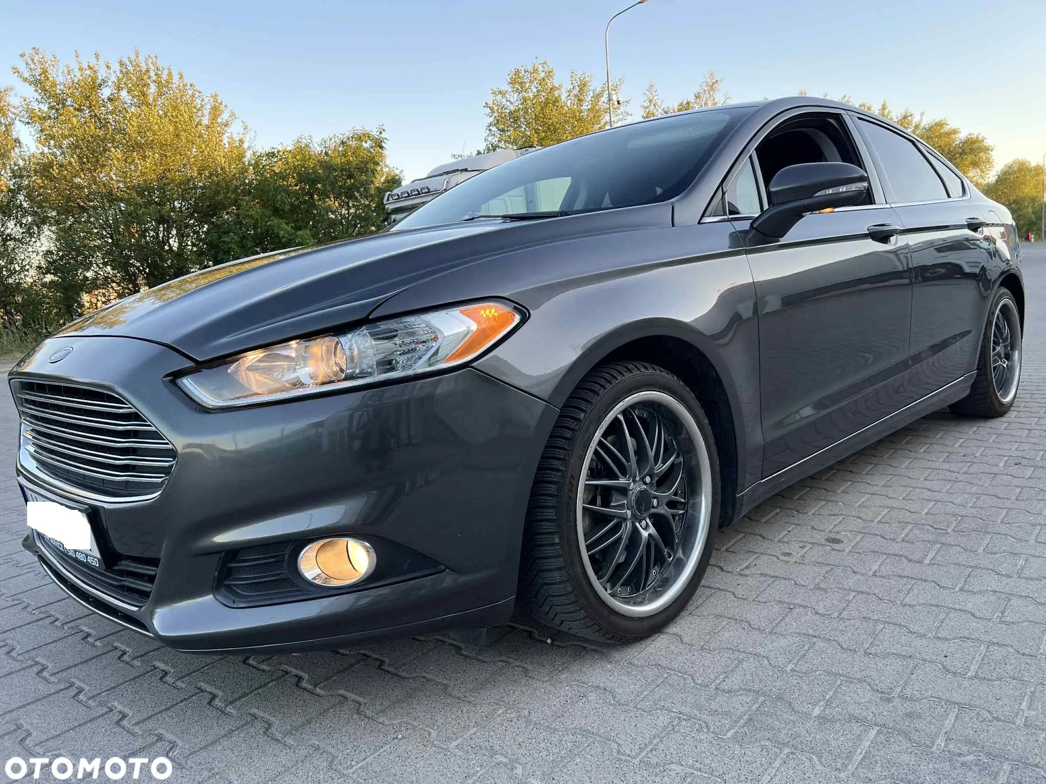 Ford Fusion - 1
