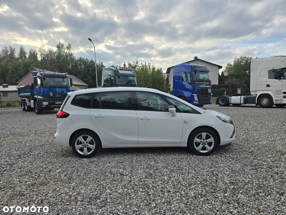 Opel Zafira - 29