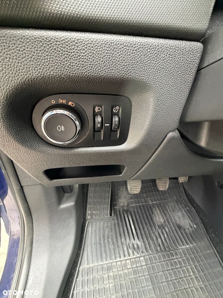 Opel Corsa 1.2 16V Enjoy - 17