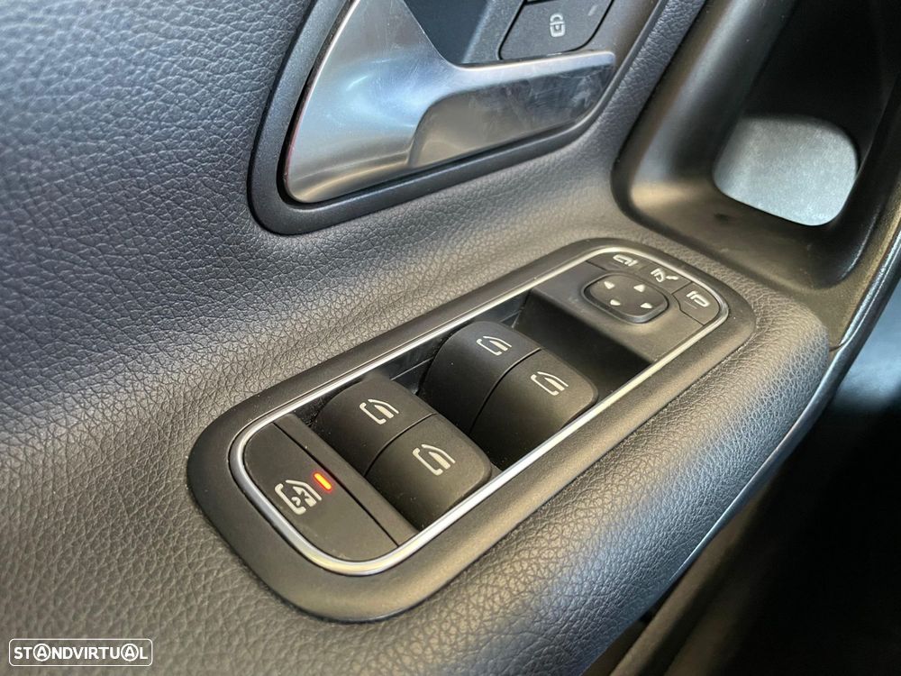 Mercedes-Benz A 180 Advanced Progressive - 16