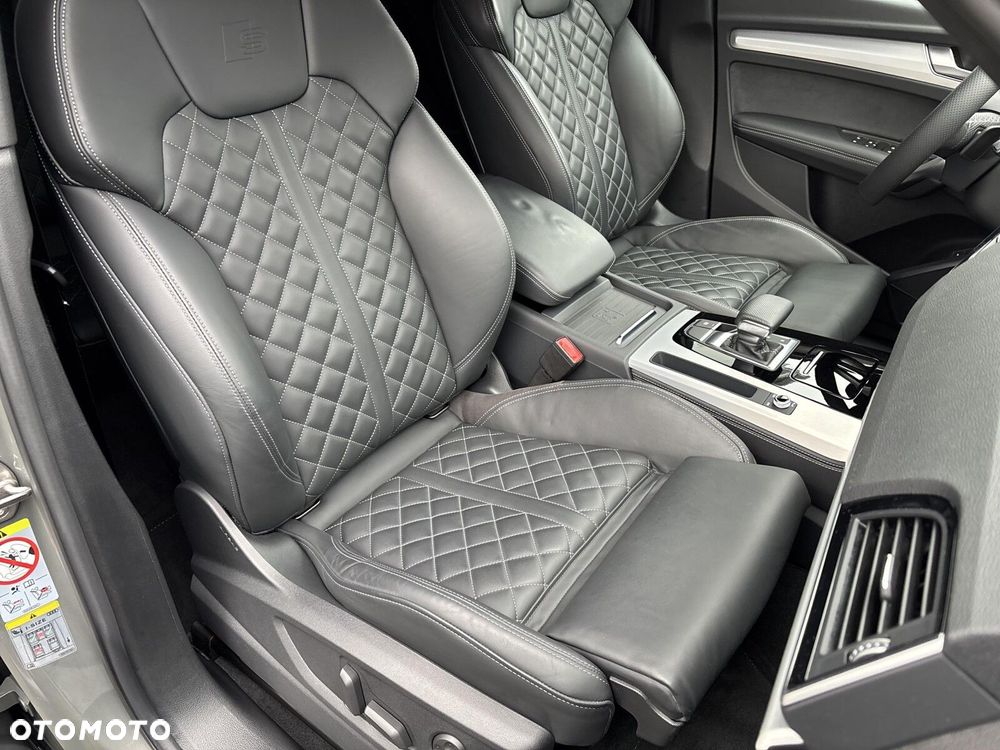 Audi Q5 Sportback - 27