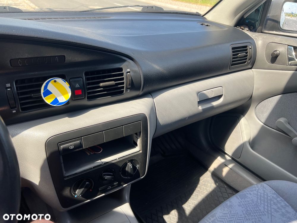 Skoda Octavia 1.6 Classic - 15