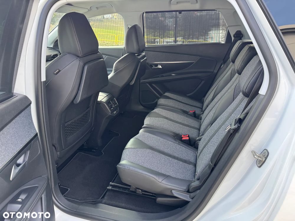 Peugeot 5008 BlueHDi 120 Allure - 16