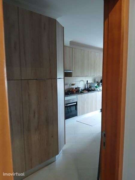 Vende-se T2 Vialonga - Grande imagem: 3/8