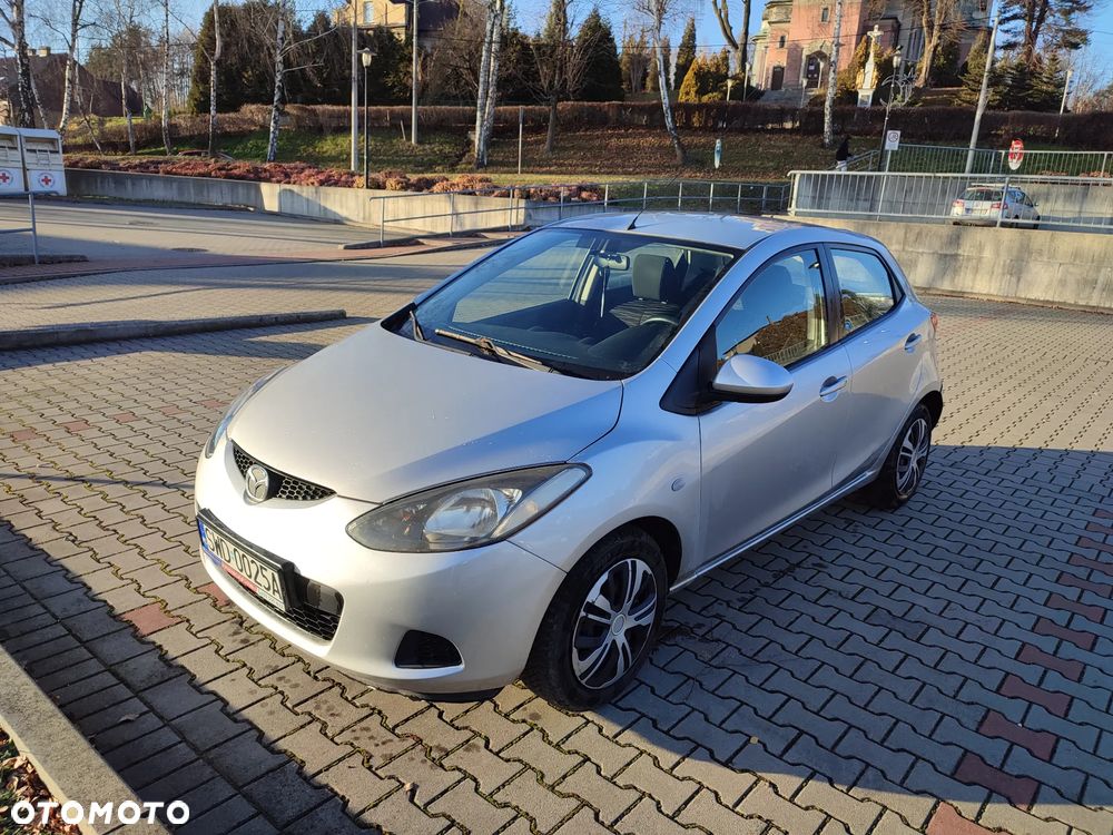 Mazda 2 - 8