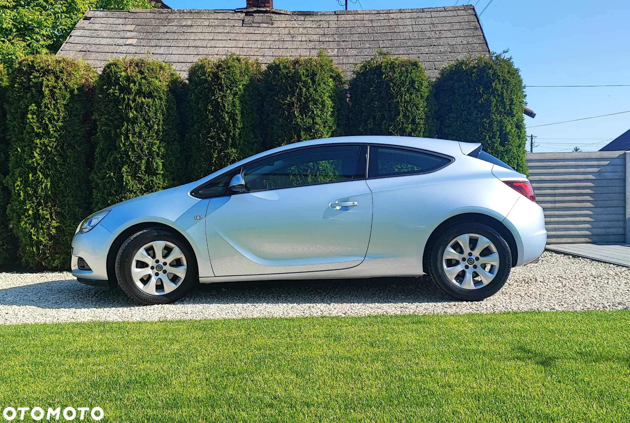 Opel Astra GTC 1.4 Turbo - 7