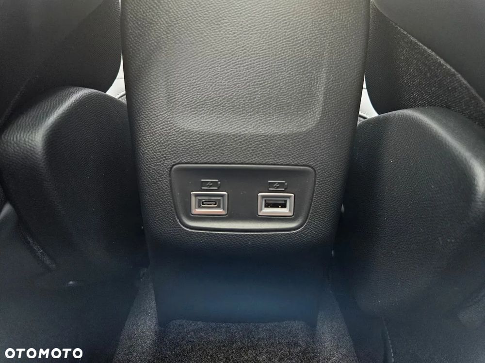 Peugeot 2008 PureTech mHEV GT e-DCS6 - 16