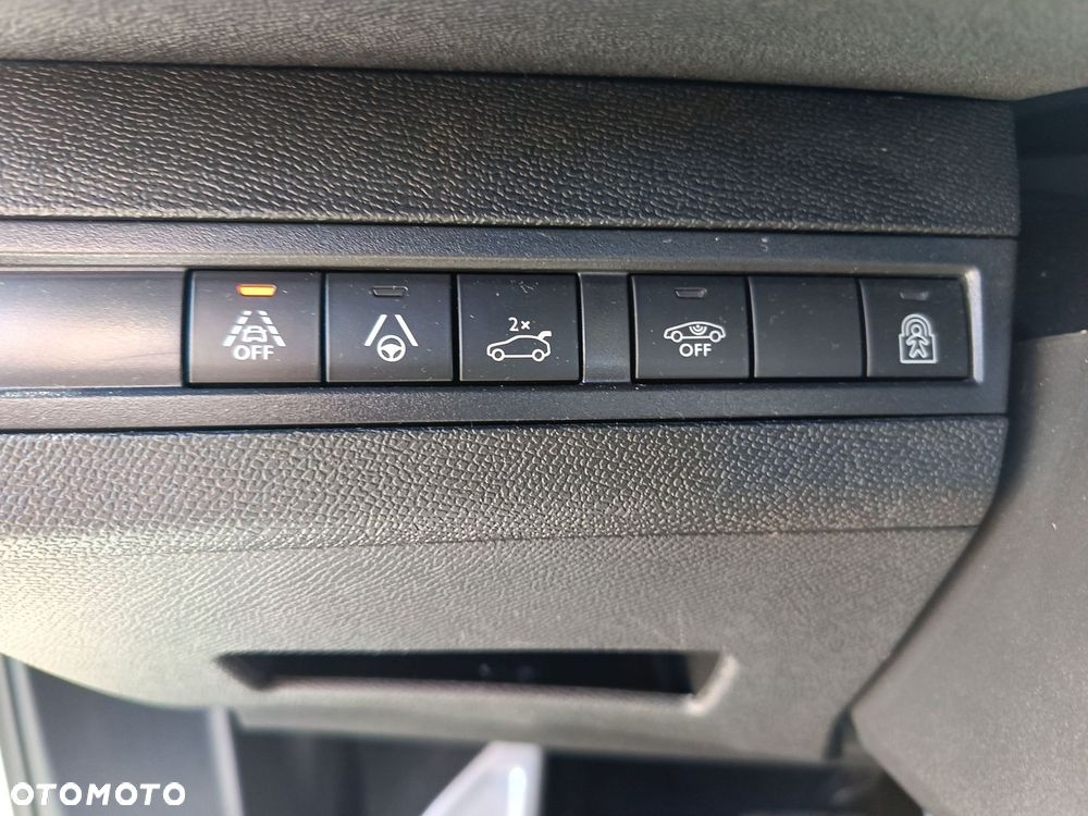 Peugeot 3008 1.2 PureTech GT S&S EAT8 - 17