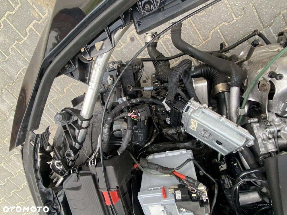 Mercedes-Benz CLA 180 7G-DCT - 13