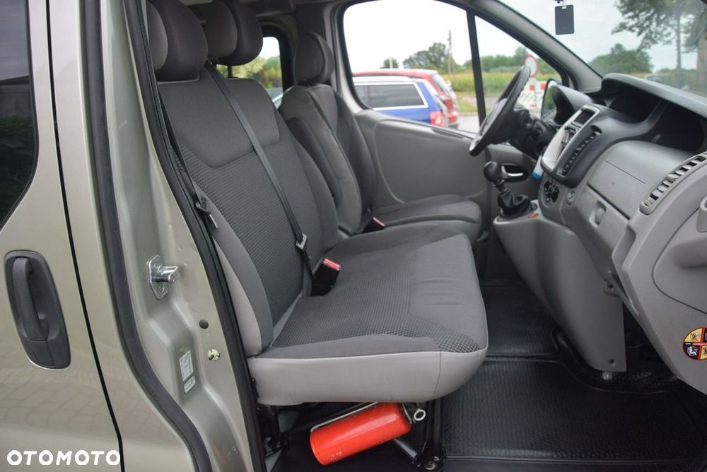 Opel Vivaro - 27