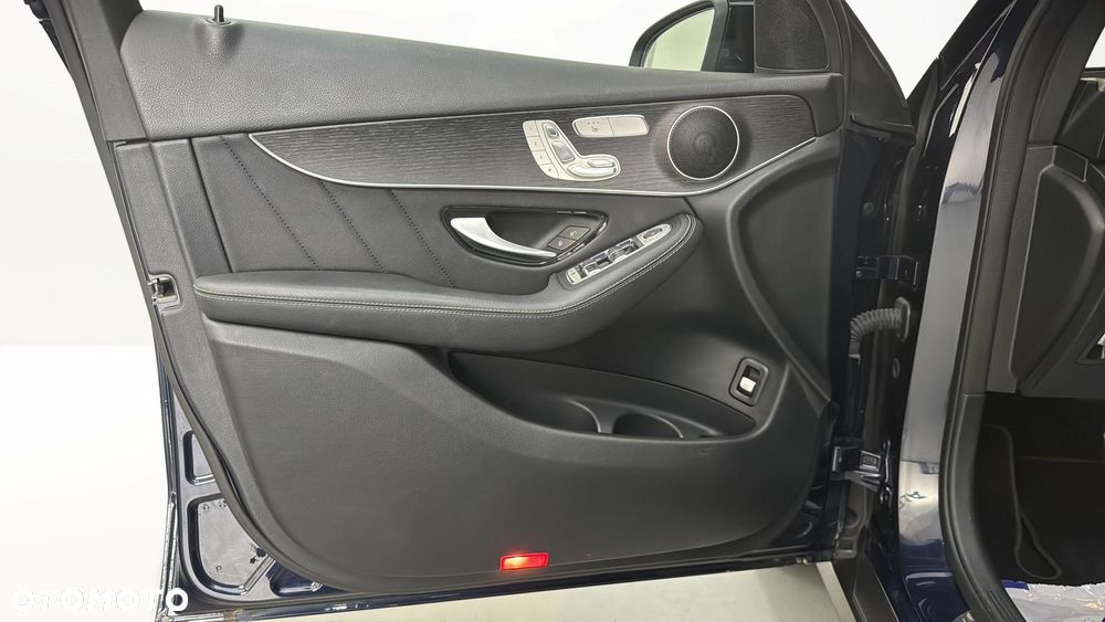 Mercedes-Benz GLC 200 d 4-Matic Business Edition - 11