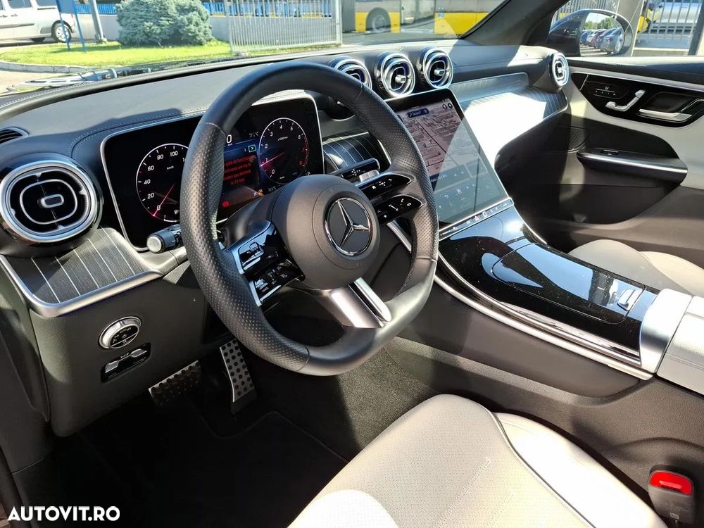 Mercedes-Benz GLC 200 4Matic 9G-TRONIC Edition AMG Line - 9